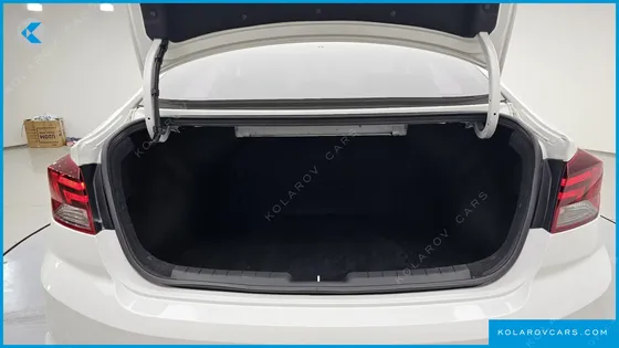 HYUNDAI ELANTRA (AVANTE) 1.6