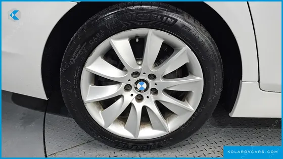 BMW 5 SERIES 528I