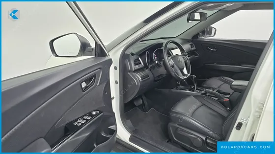 KGM - SSANGYONG TIVOLI VX 2WD