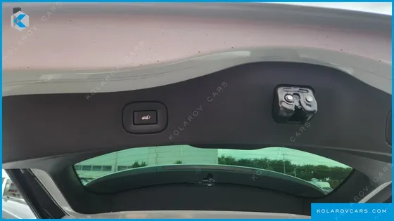 RENAULT KOREA QM6 (KOLEOS) 2.0 LPE LE SIGNATURE 2WD