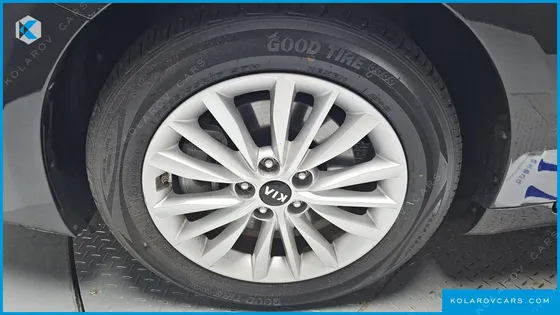 KIA K7 3.0 LPI TRENDY(RENTED CAR)