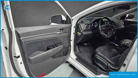 HYUNDAI ELANTRA (AVANTE) 1.6