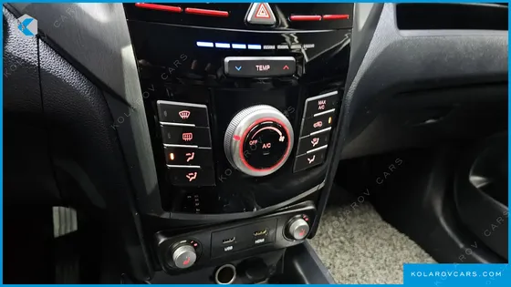 KGM - SSANGYONG TIVOLI VX 2WD