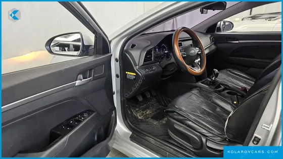 HYUNDAI ELANTRA (AVANTE) 1.6