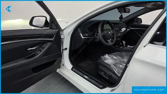BMW 5 SERIES 528I XDRIVE LUXURY