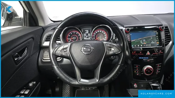 KGM - SSANGYONG TIVOLI VX 2WD