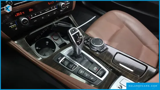 BMW 5 SERIES 528I XDRIVE M AERO DYNAMIC