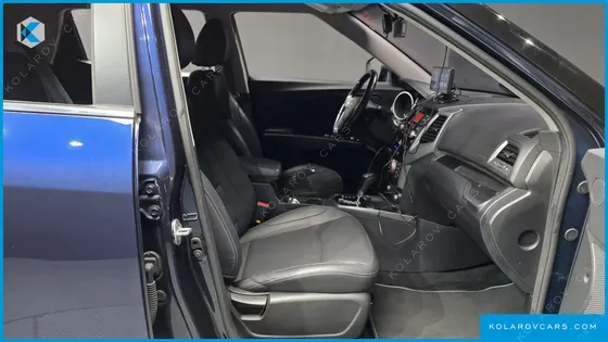 KGM - SSANGYONG TIVOLI VX 2WD