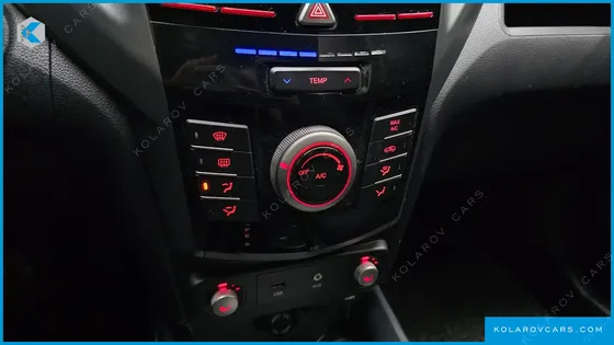 KGM - SSANGYONG TIVOLI VX 2WD