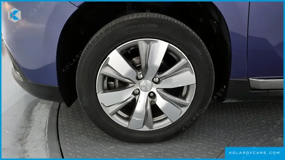 PEUGEOT 2008 1.6 E-HDI ALLURE