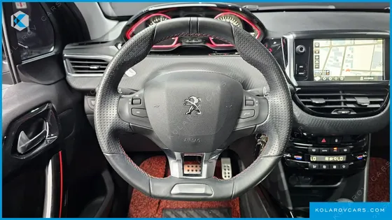 PEUGEOT 2008 1.5 BLUEHDI GT LINE