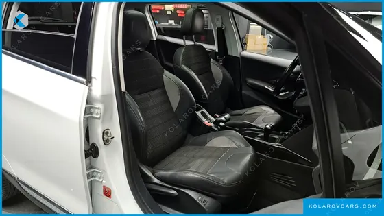 PEUGEOT 2008 1.6 E-HDI FELINE L