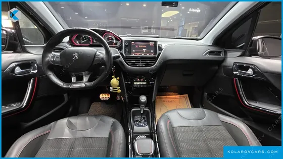 PEUGEOT 2008 1.5 BLUEHDI GT LINE