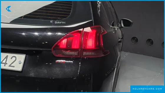 PEUGEOT 2008 1.5 BLUEHDI GT LINE