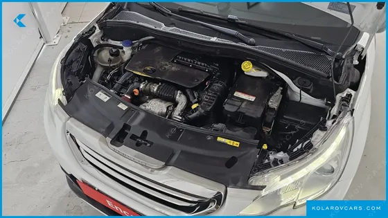 PEUGEOT 2008 1.6 BLUEHDI FELINE