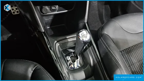 PEUGEOT 2008 1.6 BLUEHDI FELINE