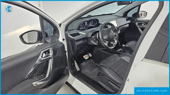 PEUGEOT 2008 1.6 BLUEHDI FELINE