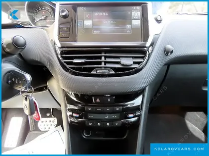 PEUGEOT 2008 1.6 E-HDI FELINE L