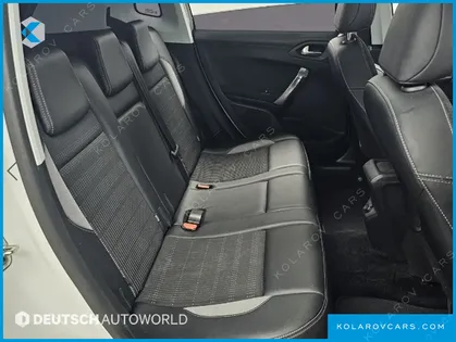 PEUGEOT 2008 1.6 E-HDI FELINE L