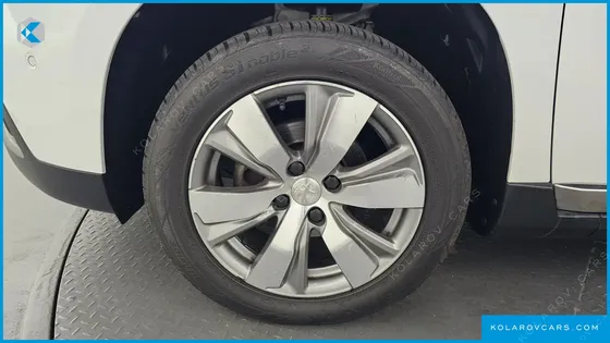 PEUGEOT 2008 1.6 BLUEHDI FELINE