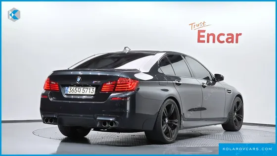 BMW M5 M5 SEDAN