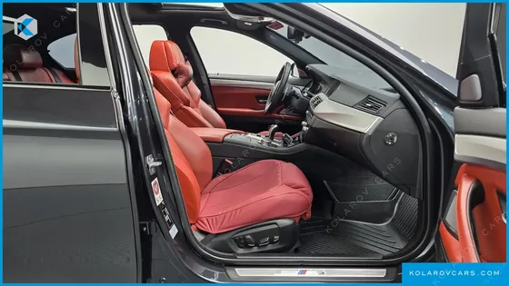 BMW M5 M5 SEDAN