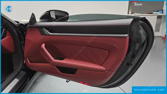 PORSCHE 911 TARGA 4S