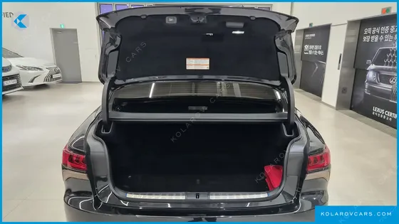 LEXUS LS 3.5 LUXURY AWD