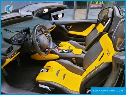 LAMBORGHINI HURACAN LP640-4 EVO SPYDER