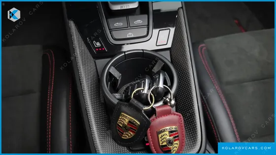 PORSCHE 911 CARRERA 4 GTS CABRIOLET