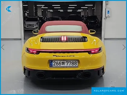 PORSCHE 911 CARRERA 4 GTS CABRIOLET
