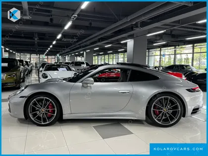PORSCHE 911 CARRERA 4S