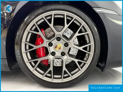 PORSCHE 911 CARRERA 4S