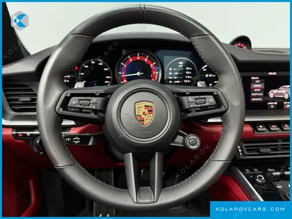 PORSCHE 911 CARRERA 4S