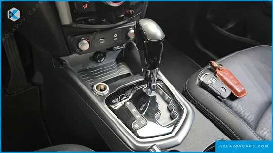 KGM - SSANGYONG TIVOLI VX 2WD