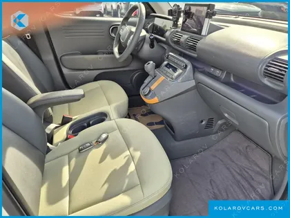 HYUNDAI CASPER THE ESSENTIAL