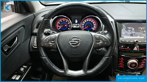KGM - SSANGYONG TIVOLI LX 4WD