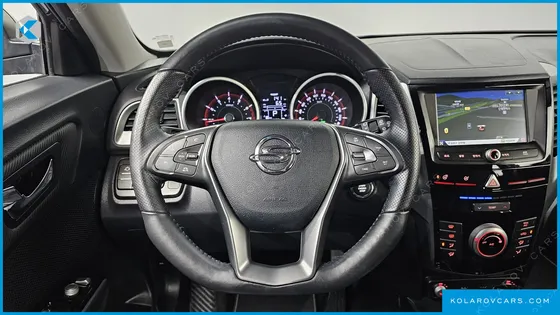 KGM - SSANGYONG TIVOLI VX 2WD
