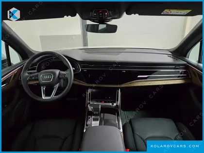 AUDI Q7 55 TFSI QUATTRO