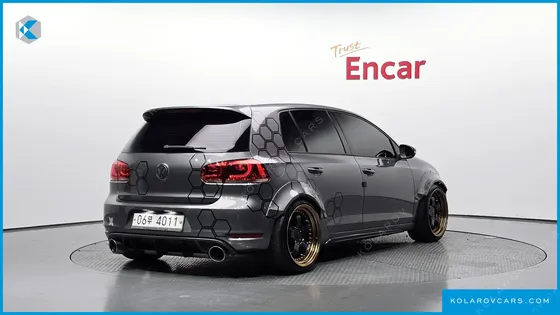 VOLKSWAGEN GOLF 2.0 GTI 5DOOR