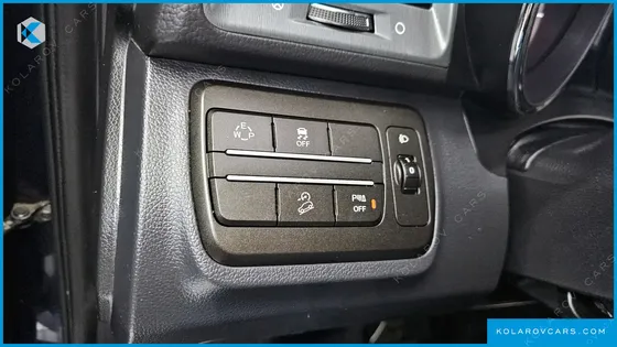 KGM - SSANGYONG TIVOLI LX 2WD