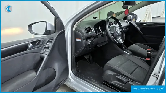 VOLKSWAGEN GOLF 1.6 TDI BLUE MOTION