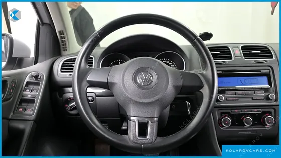 VOLKSWAGEN GOLF 1.6 TDI BLUE MOTION