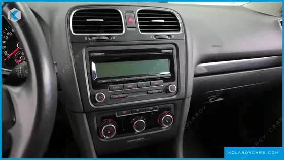 VOLKSWAGEN GOLF 1.6 TDI BLUE MOTION