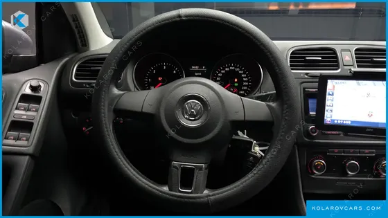 VOLKSWAGEN GOLF 1.6 TDI BLUE MOTION
