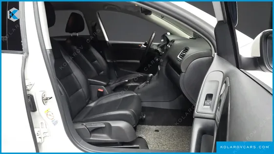 VOLKSWAGEN GOLF 1.6 TDI BLUE MOTION