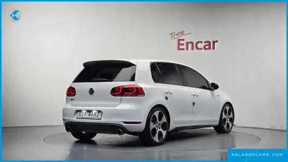 VOLKSWAGEN GOLF 2.0 GTI 5DOOR