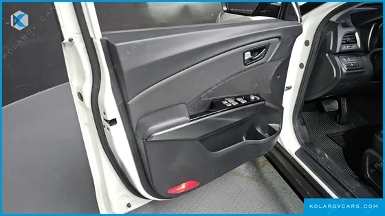 KGM - SSANGYONG TIVOLI VX 2WD