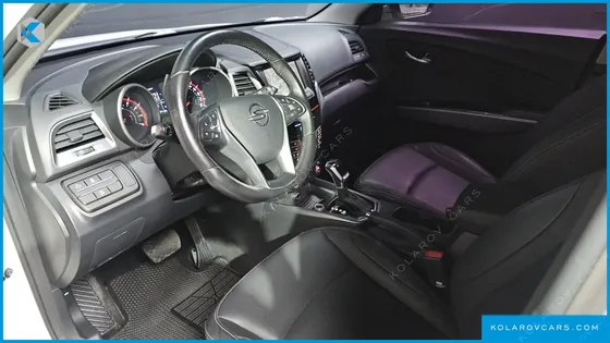 KGM - SSANGYONG TIVOLI VX 2WD
