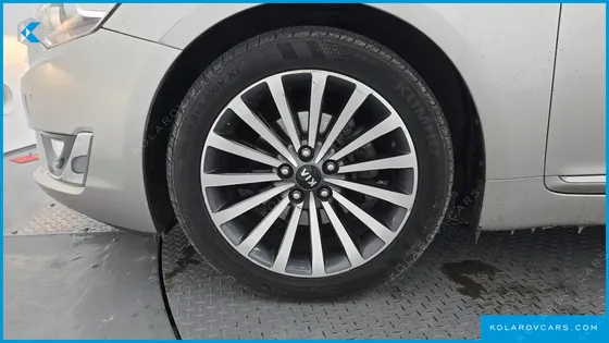 KIA K7 LPI 3.0 LUXURY